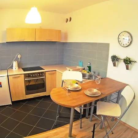 Z Balkonem I Bezplatnym Parkingiem Lägenhet Gdańsk