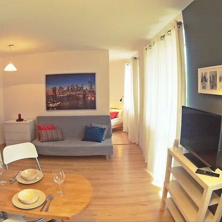 Lägenhet Z Balkonem I Bezplatnym Parkingiem Gdańsk