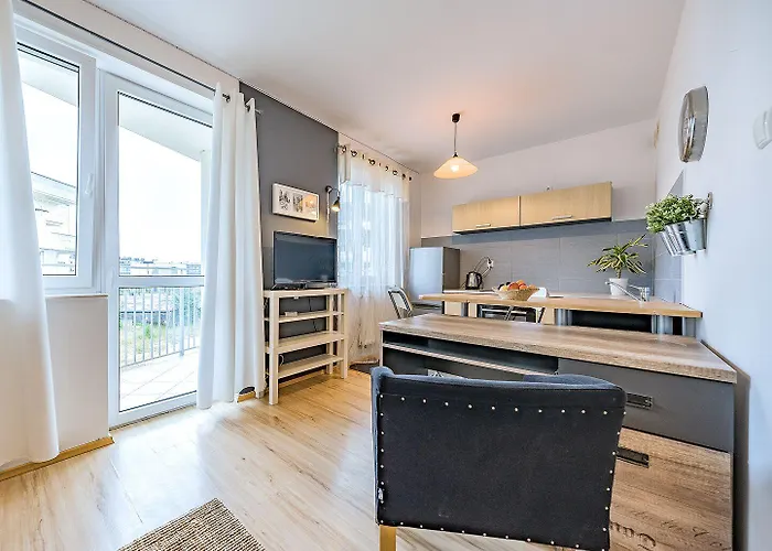 Apartmán Z Balkonem I Bezplatnym Parkingiem