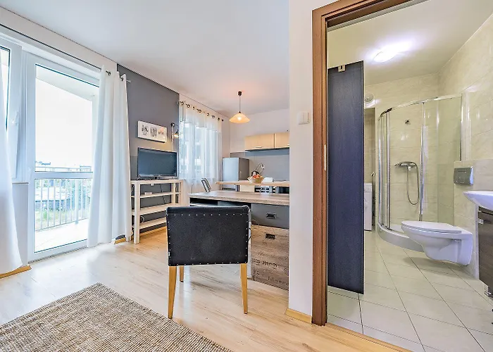 Appartamento Z Balkonem I Bezplatnym Parkingiem *