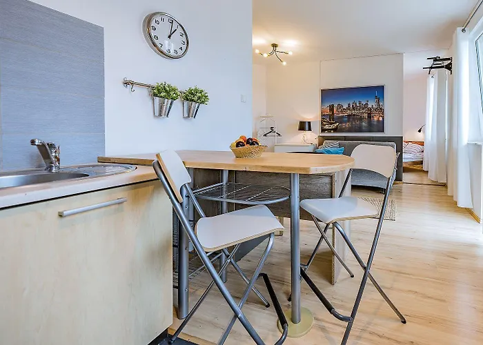 Z Balkonem I Bezplatnym Parkingiem